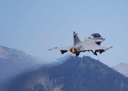 grippen-13-08-08-117