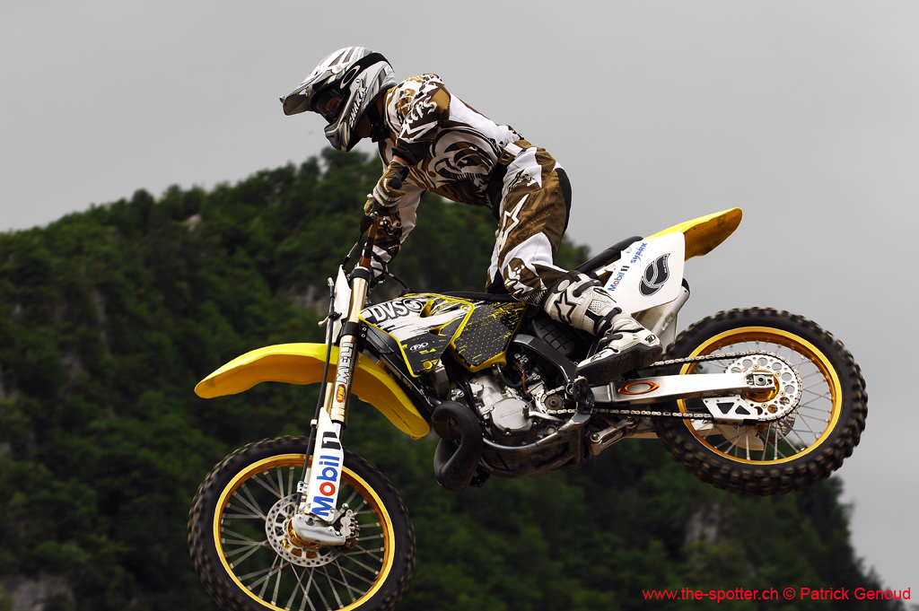 cross-17-05-08-103