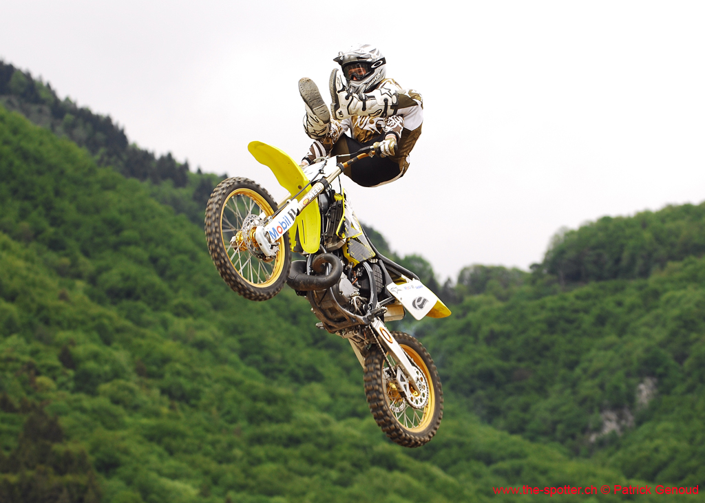 cross-17-05-08-107