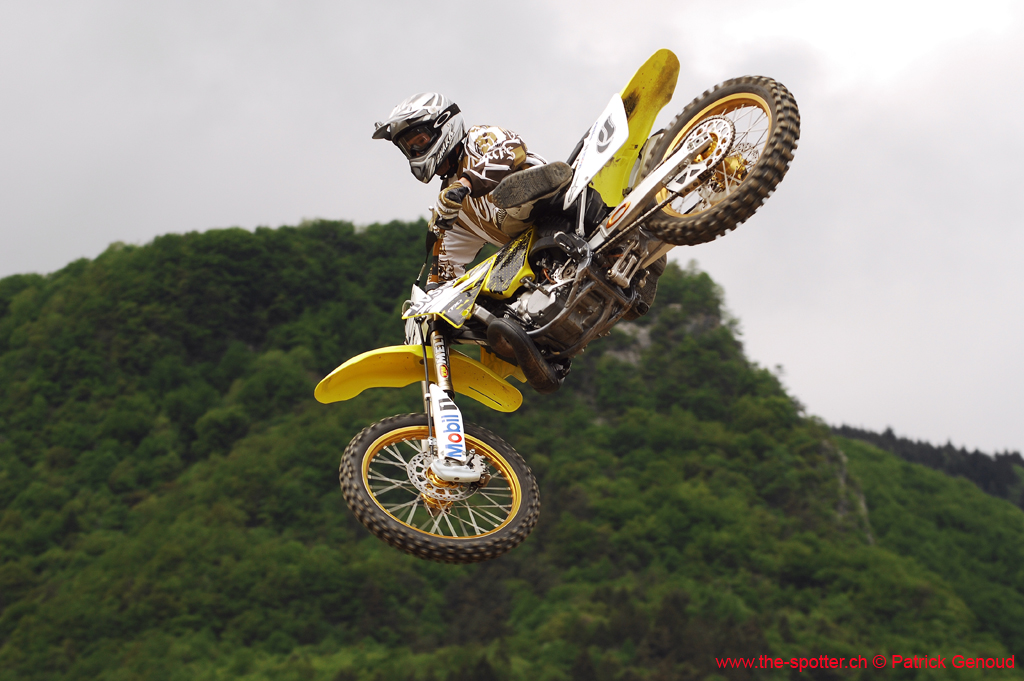 cross-17-05-08-109