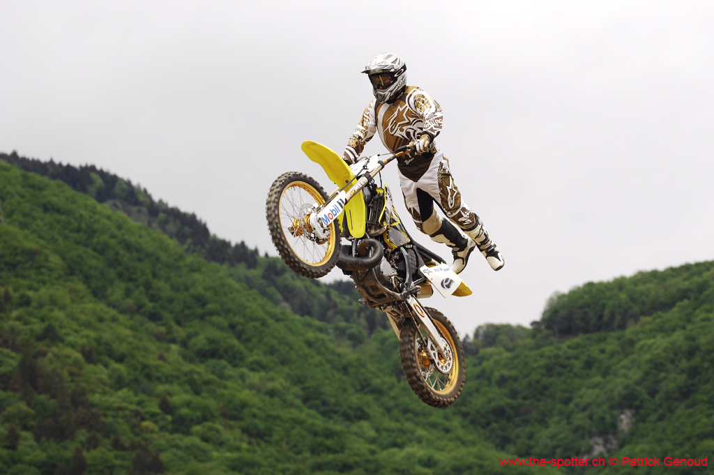 cross-17-05-08-118