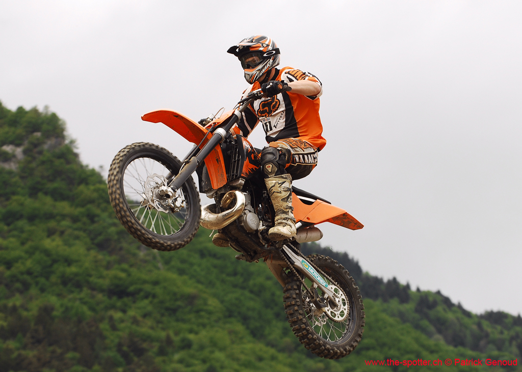 cross-17-05-08-122