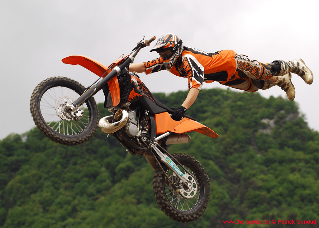 cross-17-05-08-126