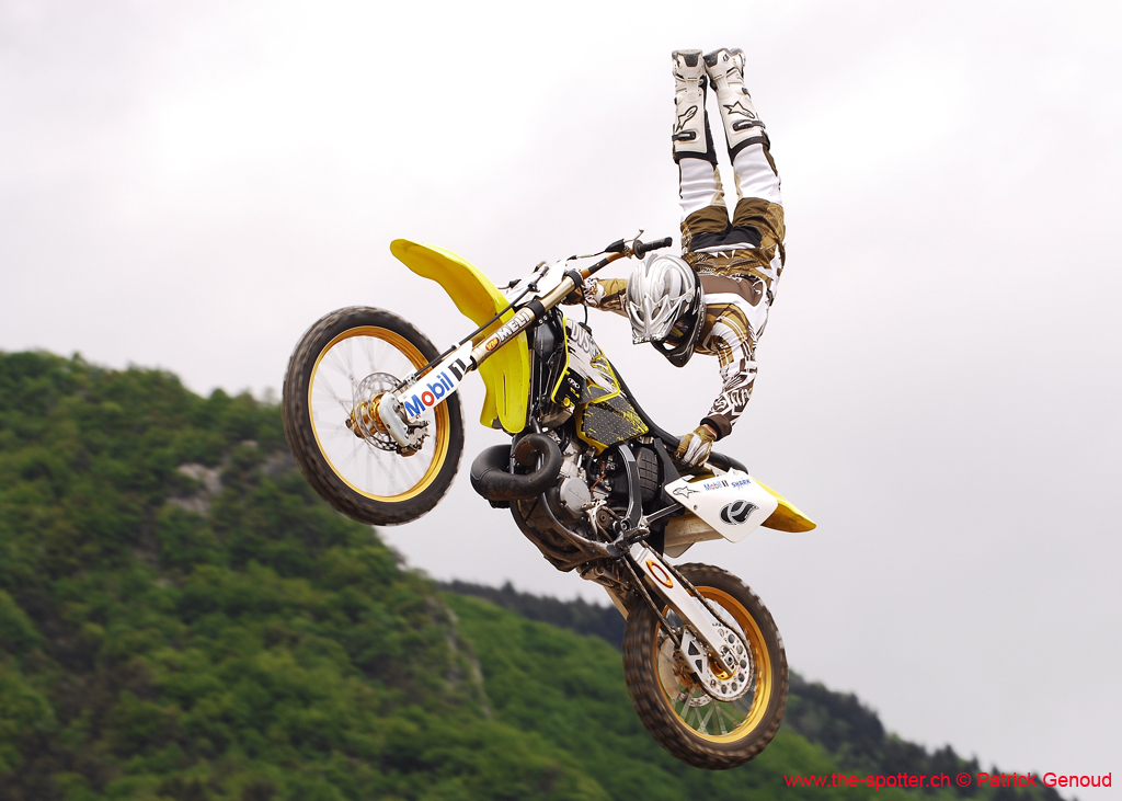 cross-17-05-08-128