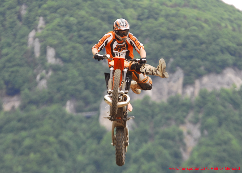 cross-17-05-08-145