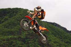 cross-17-05-08-111