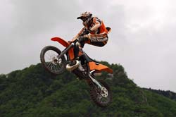 cross-17-05-08-114
